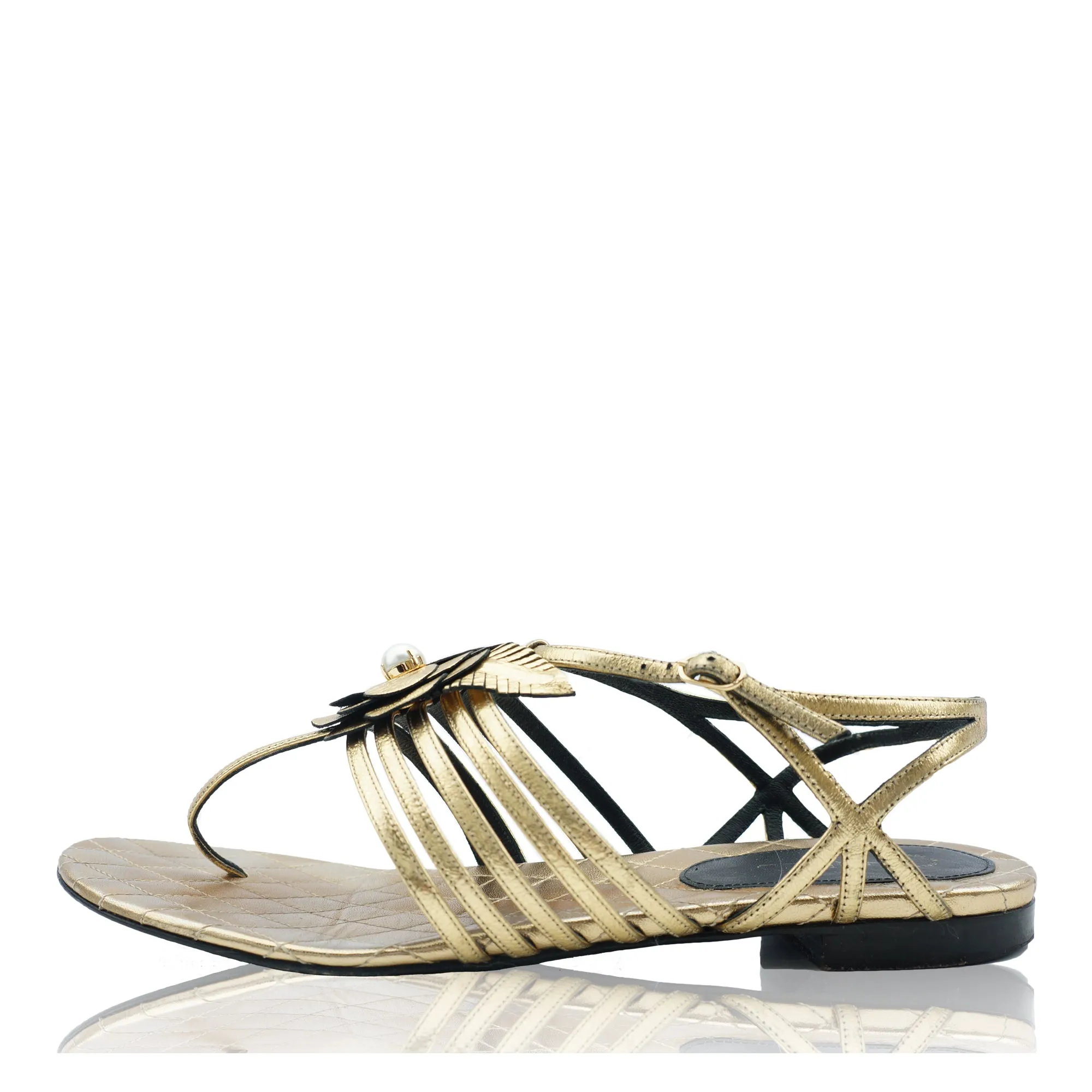 CHANEL 2016 CAMELLIA CC THONG LEATHER SANDALS