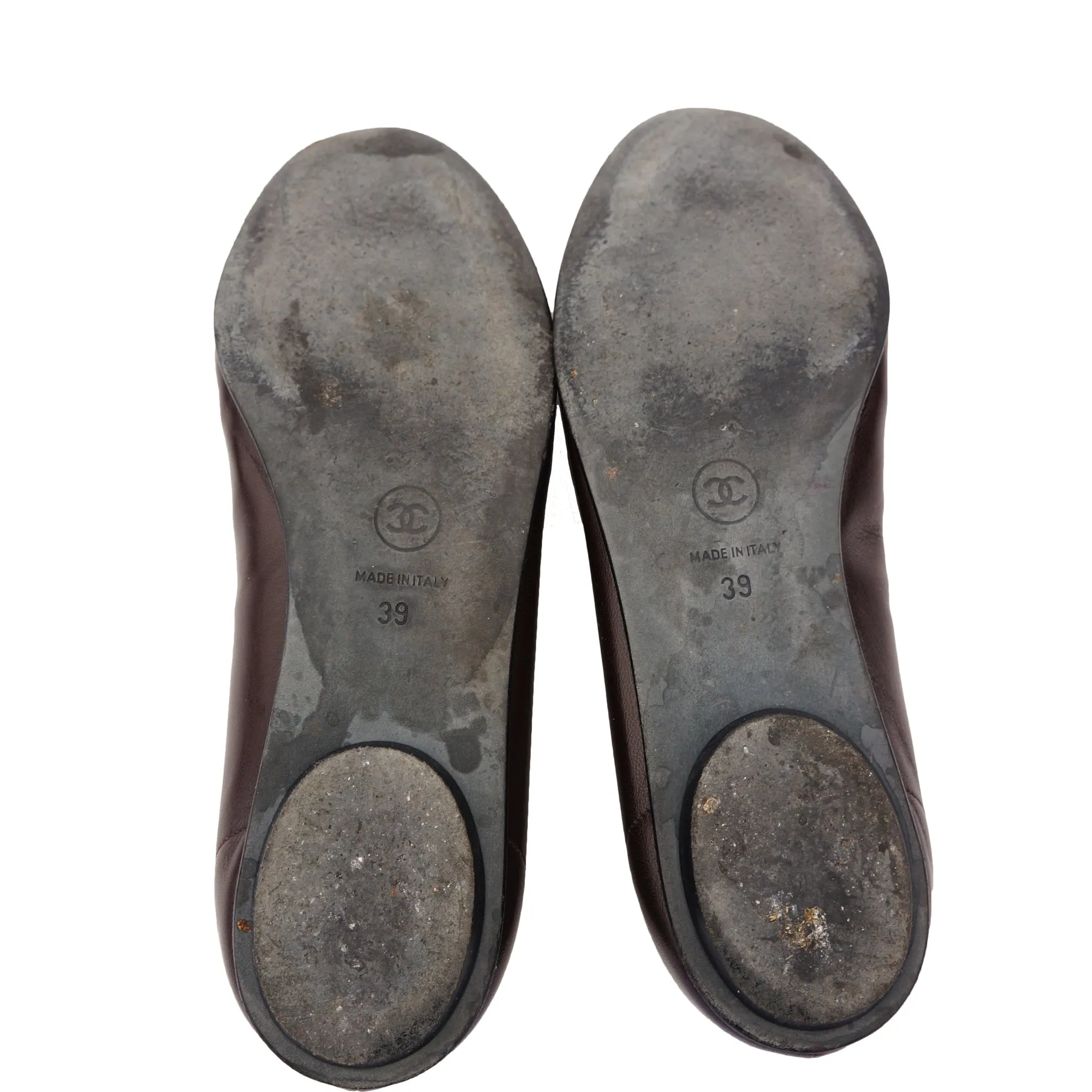 CHANEL LEATHER CAP TOE BALLET FLATS