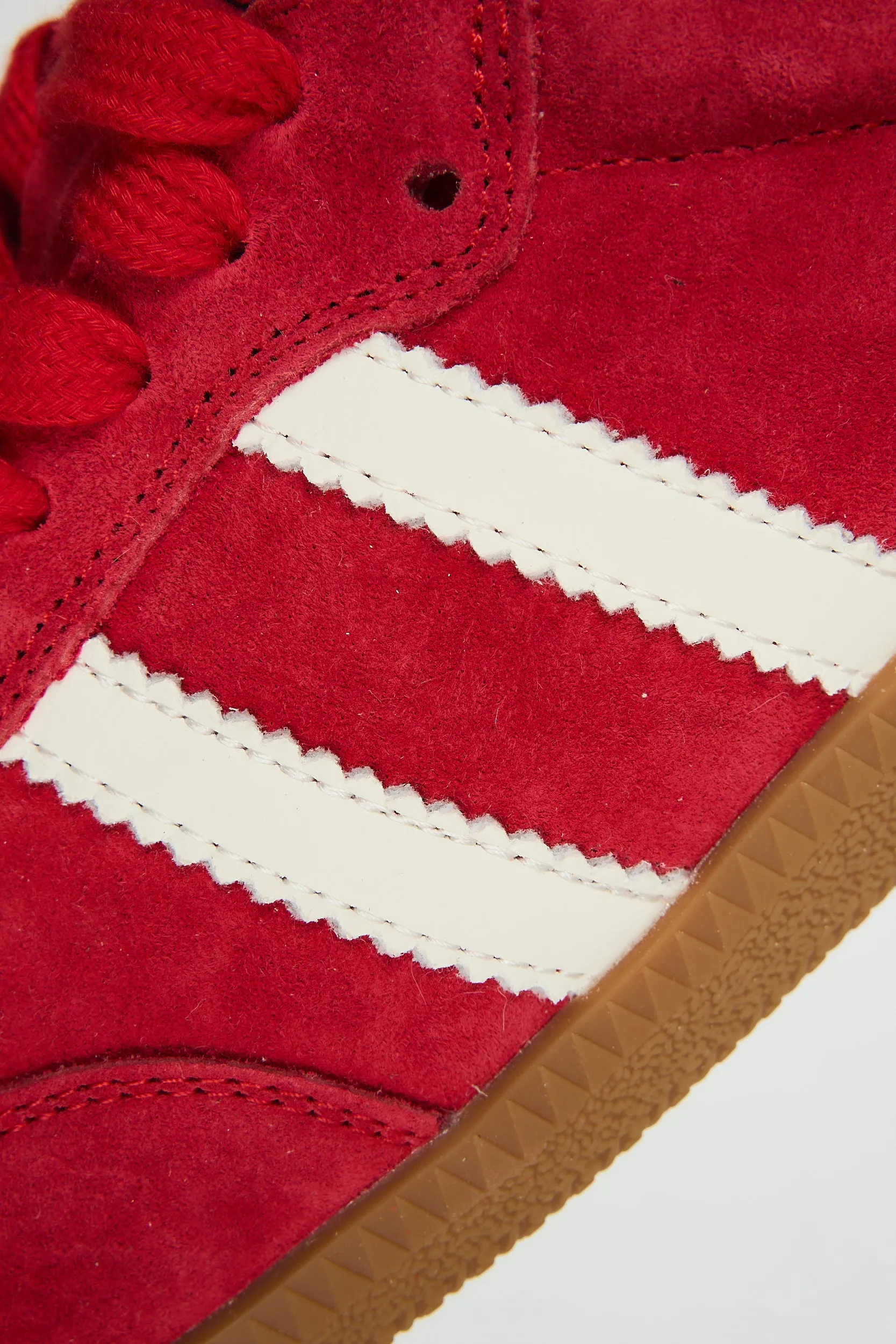 Delta Retro Red