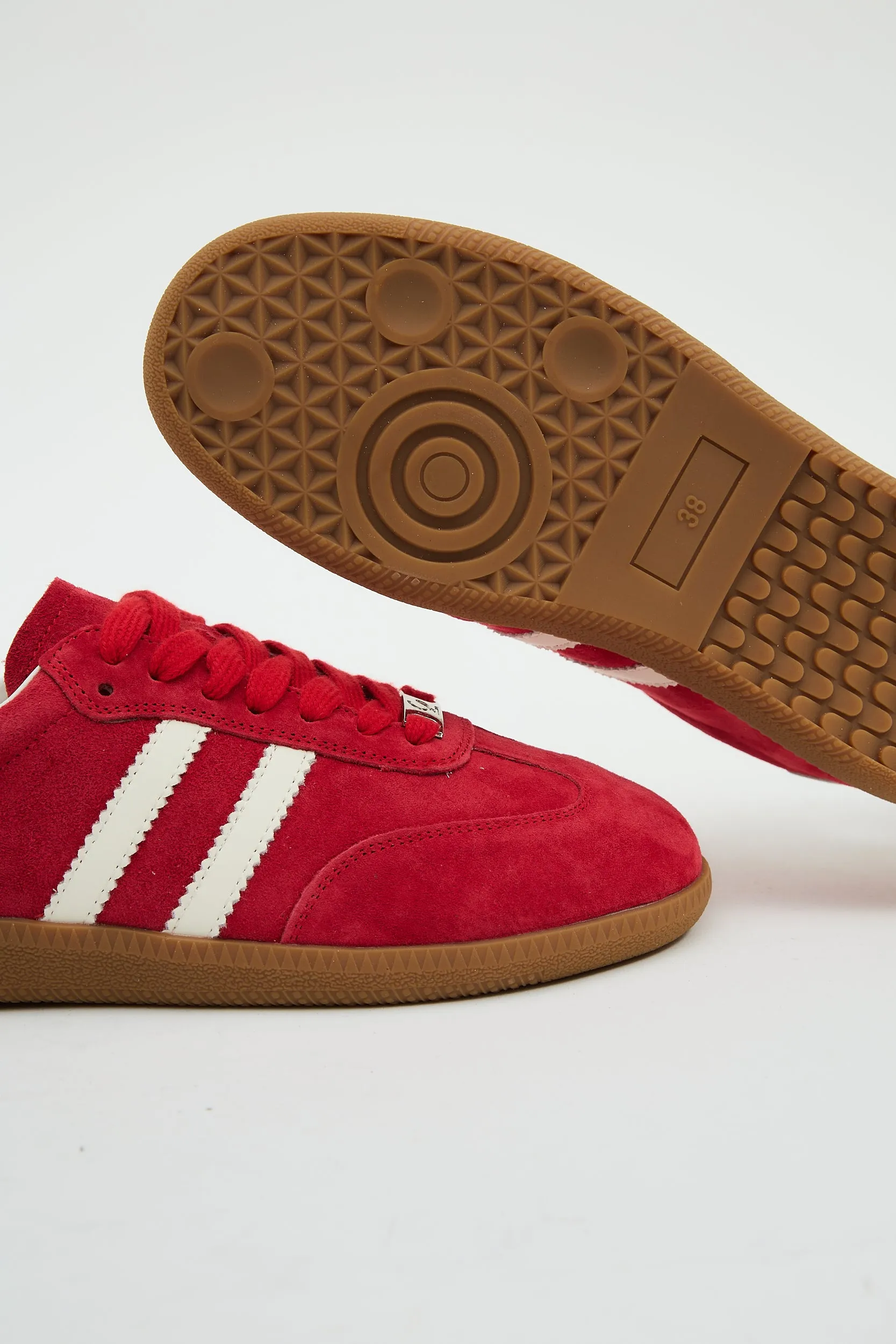 Delta Retro Red
