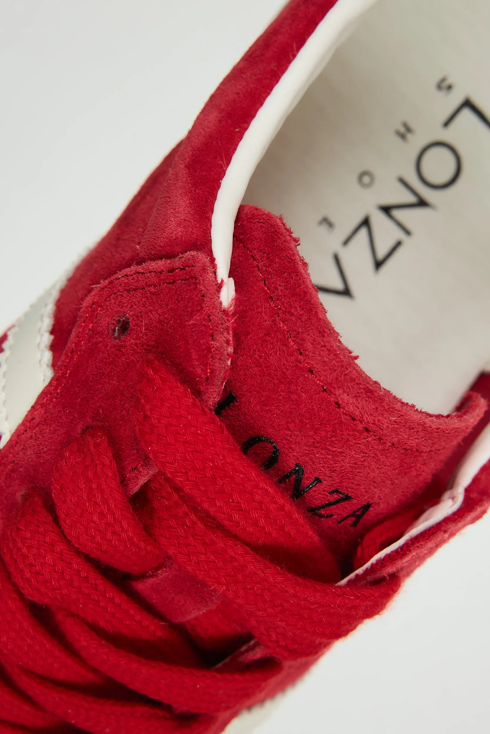 Delta Retro Red