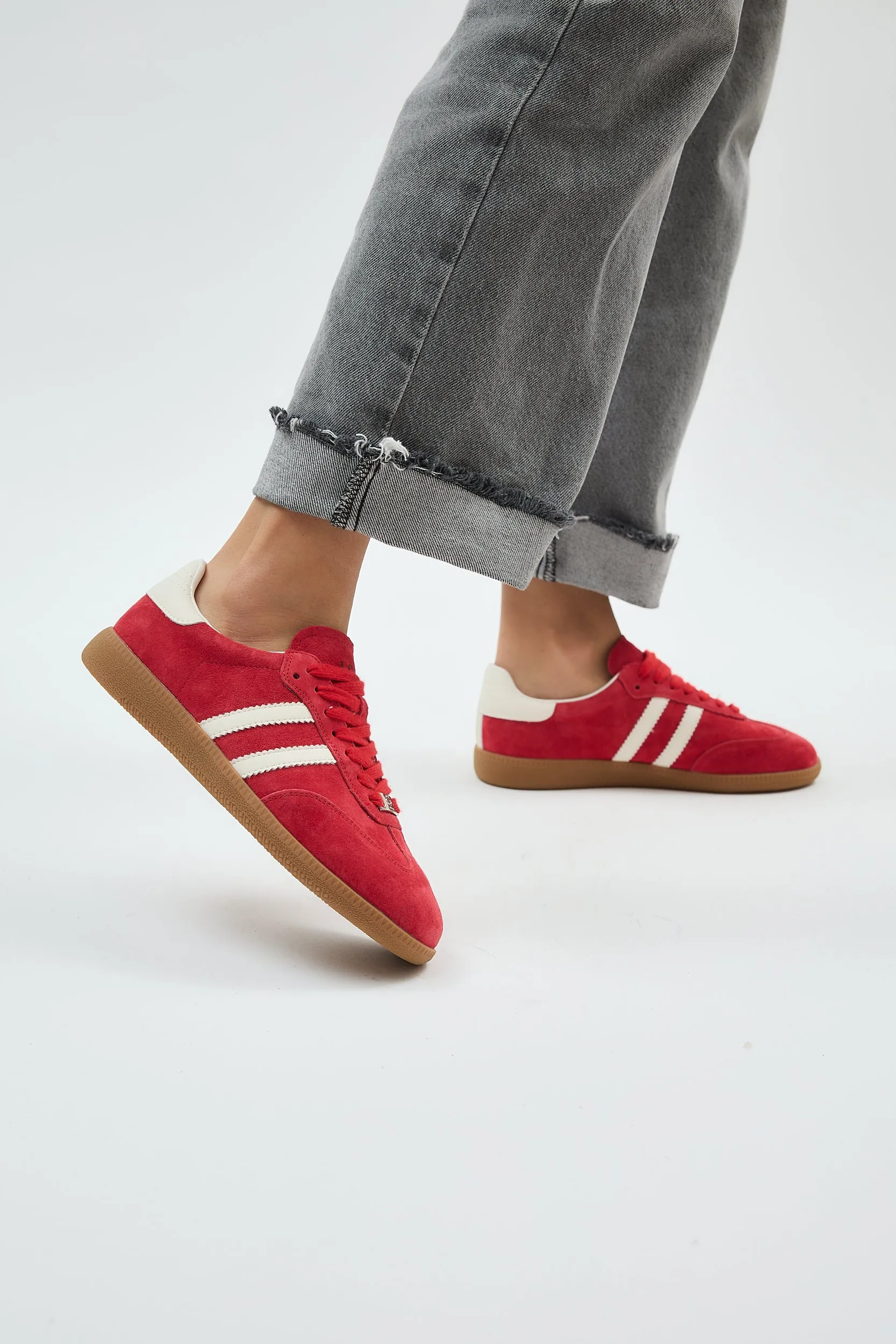 Delta Retro Red