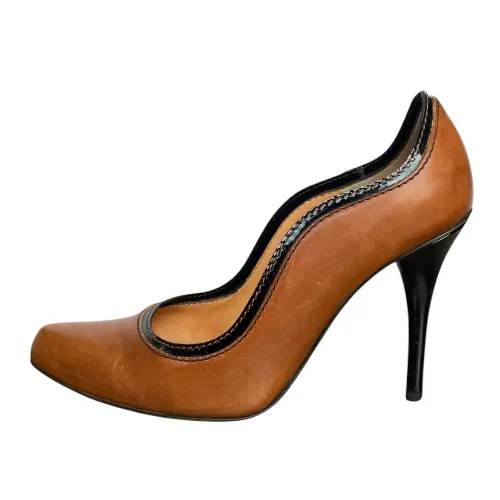 DOLCE & GABBANA Camel Brown Leather Black Patent Trim Pumps, Size 36.5