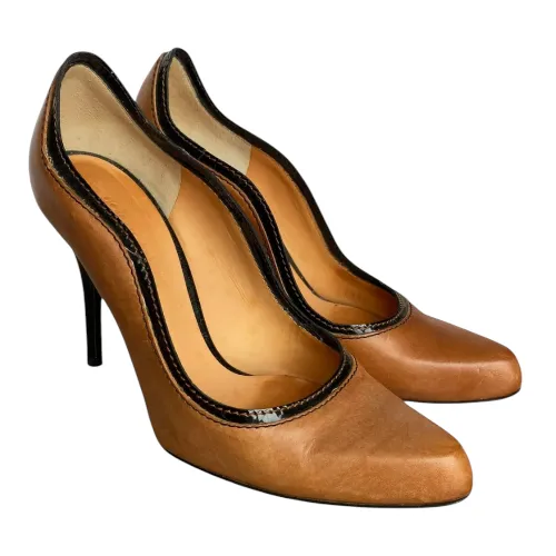 DOLCE & GABBANA Camel Brown Leather Black Patent Trim Pumps, Size 36.5