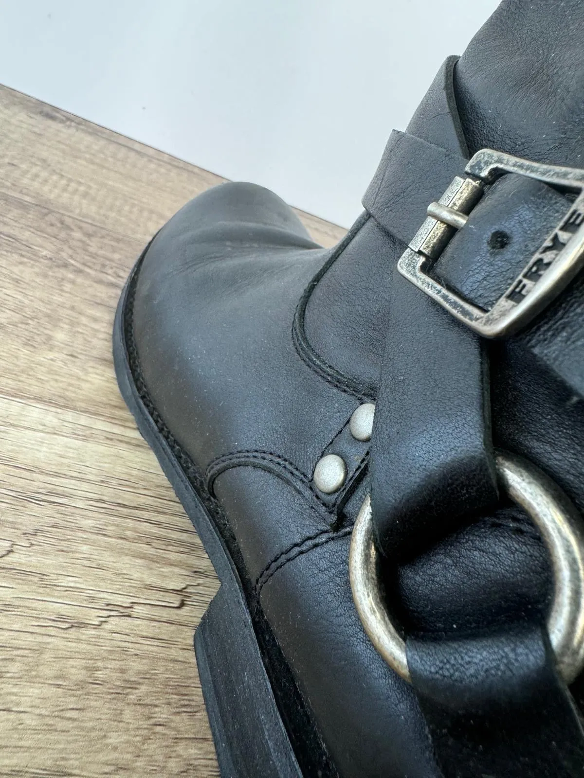 FRYE VERONICA CRISS CROSS SHORT LEATHER BOOTS