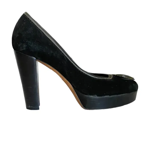 GUCCI Black Suede, Leather Heart Platform Pumps, Size 37.5