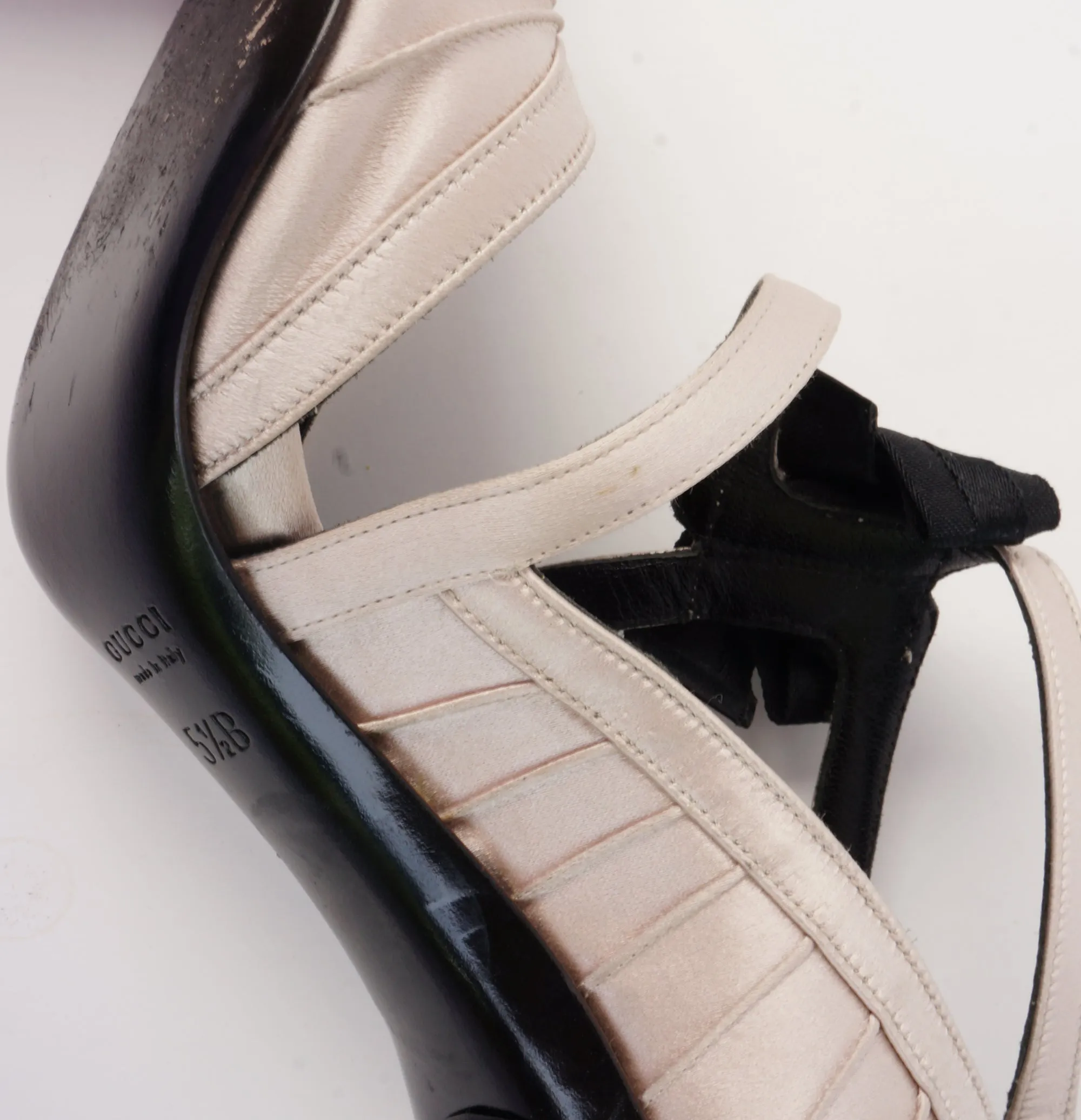 GUCCI CROSSOVER SATIN PUMPS