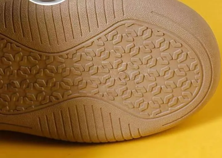 Lightweight Versatile Sports Shoes
