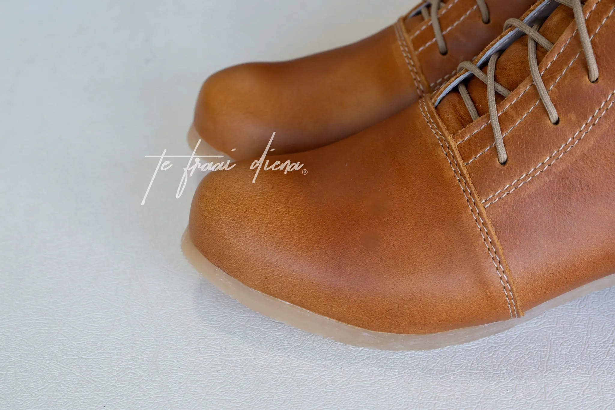 Nadine - Toffee