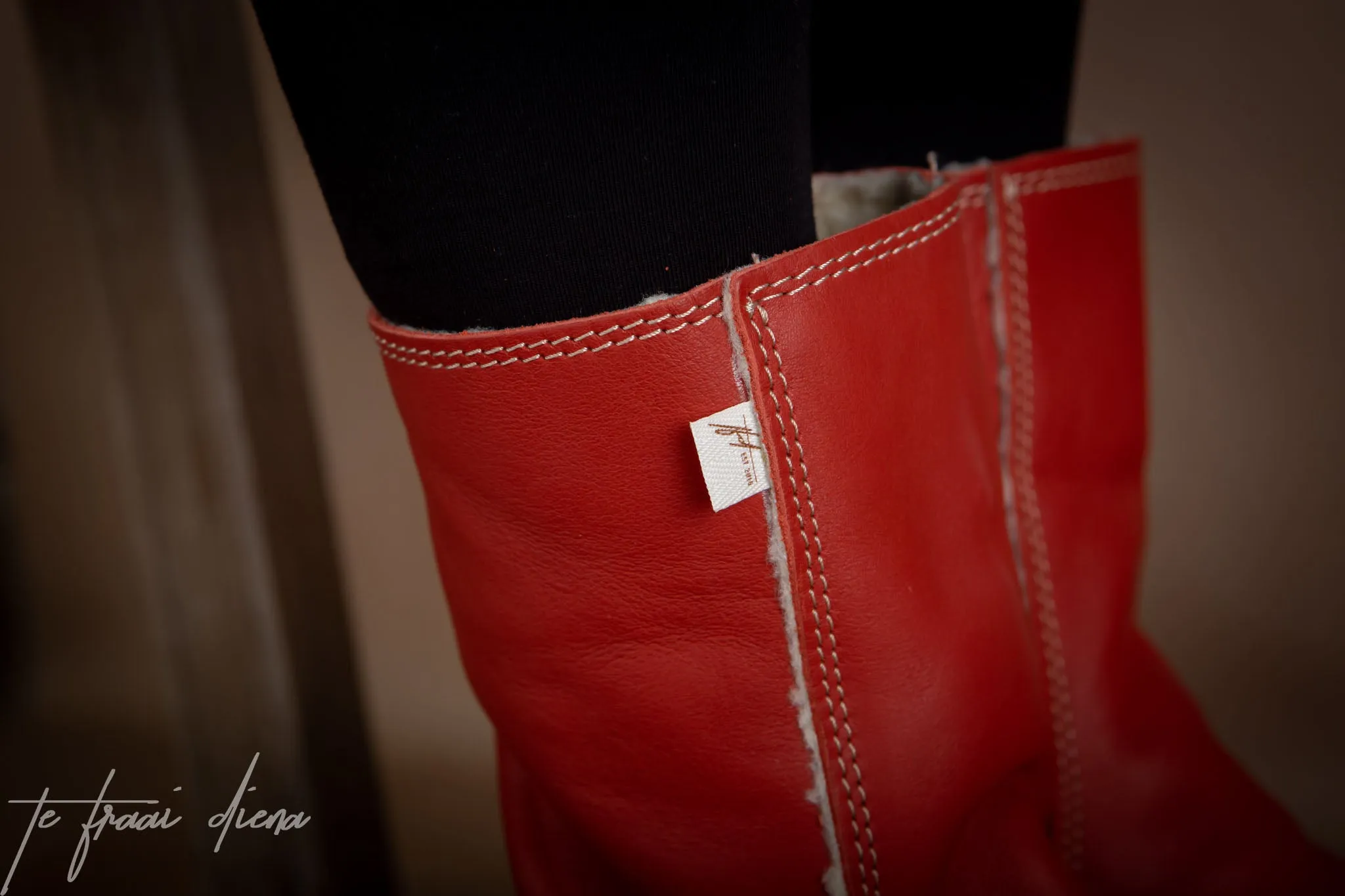 Stella - Red