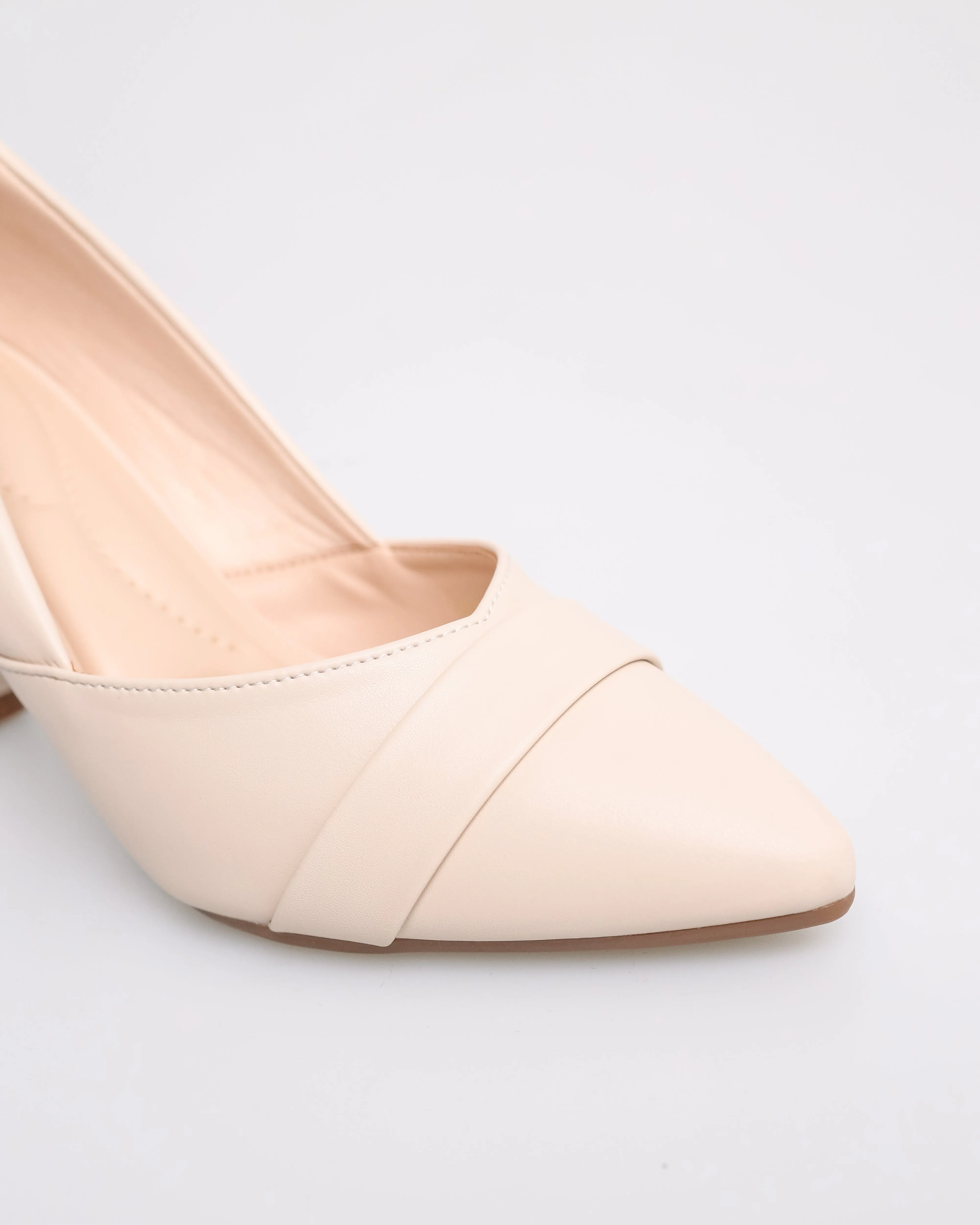 Tomaz NN206 Ladies Fold Pointy Heels