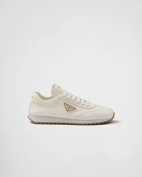 Versatile leather sneakers