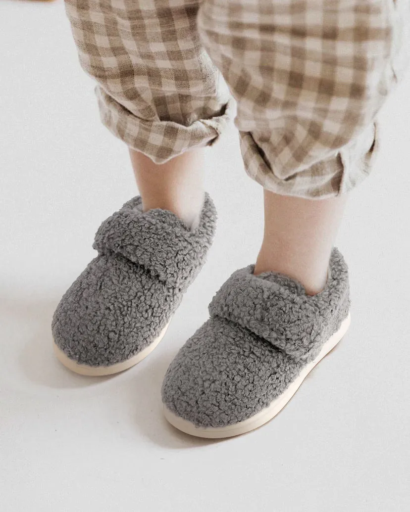 VONMAY Kids Toddler House Slippers for Boys Girls Lightweight Non-Slip Baby Shoes for Indoor Outdoor