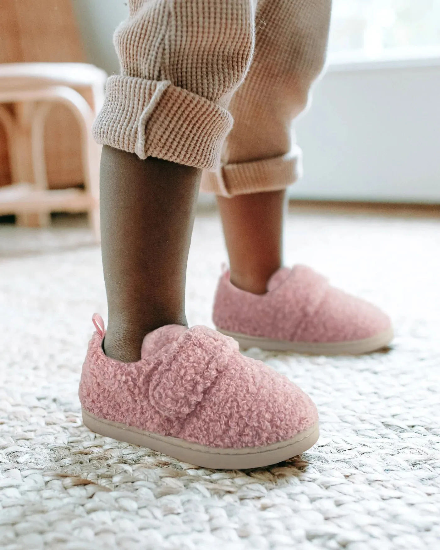 VONMAY Kids Toddler House Slippers for Boys Girls Lightweight Non-Slip Baby Shoes for Indoor Outdoor